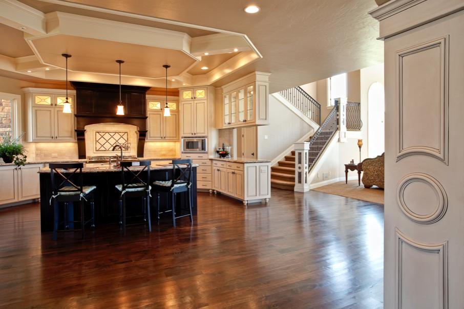 Kitchen_Family_room_1.jpg