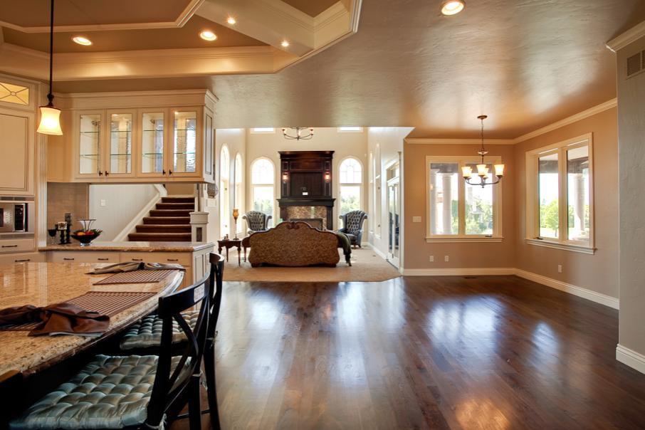 Kitchen_Family_room_3.jpg
