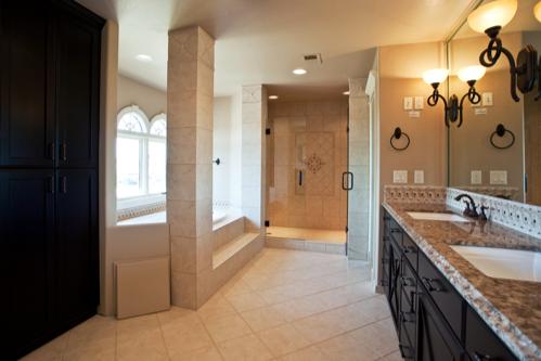 Master_bed_bath_11.jpg