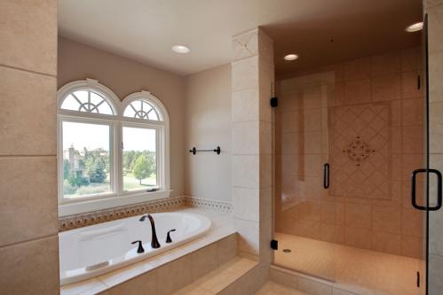 Master_bed_bath_4.jpg