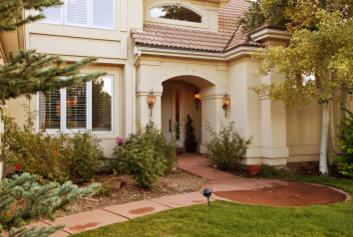 Exterior_10.jpg