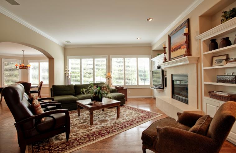 Family_room_1.jpg