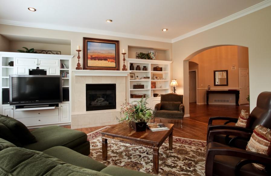 Family_room_4.jpg