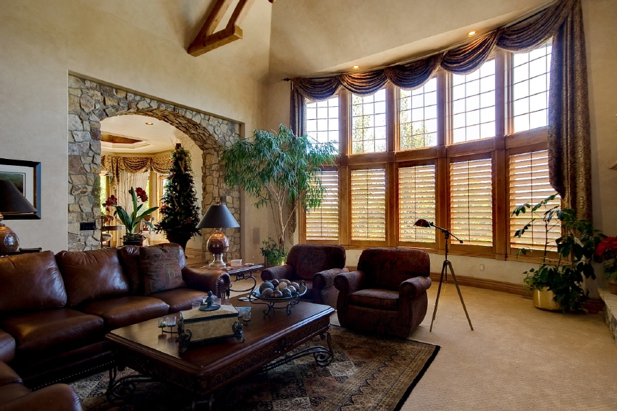 Family room-3.jpg