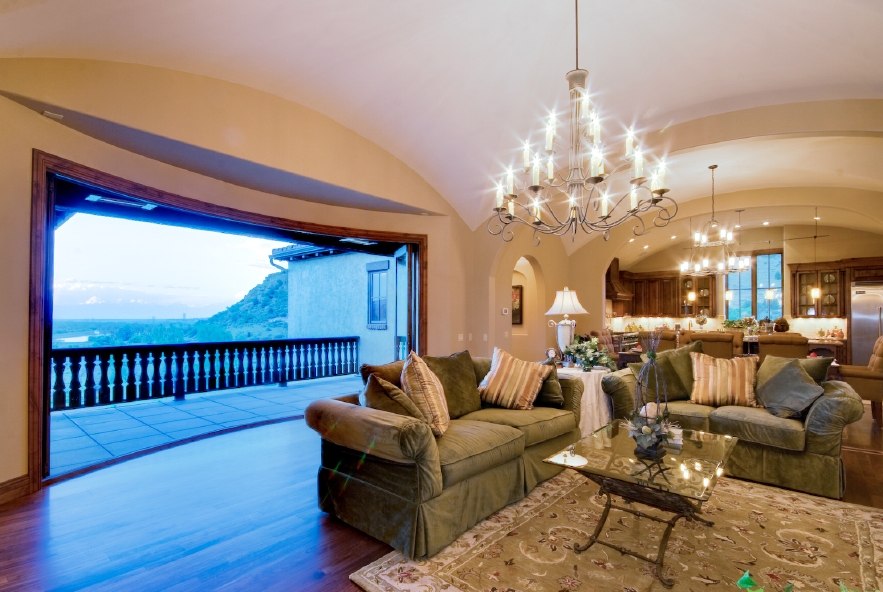 Living room -33.jpg