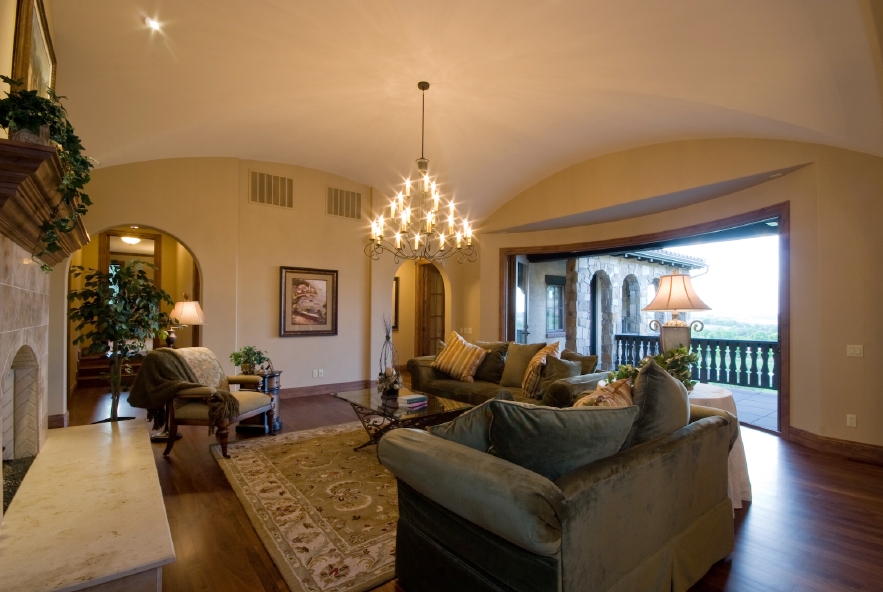 Living room-2.jpg
