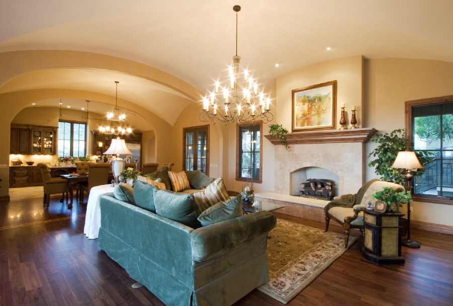 Living room-4.jpg