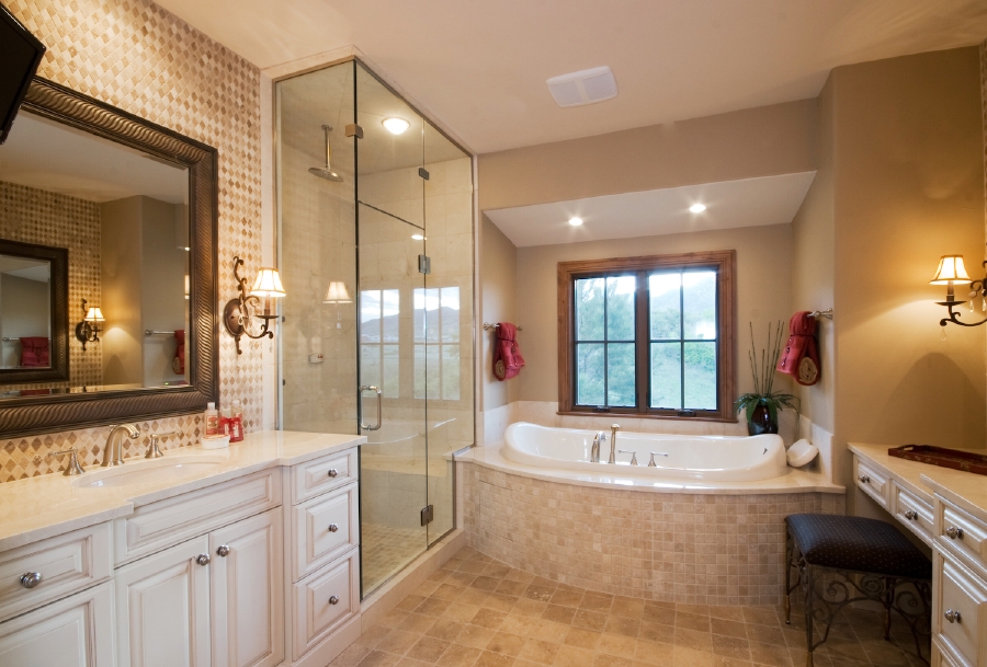 Master bed-bath-1.jpg