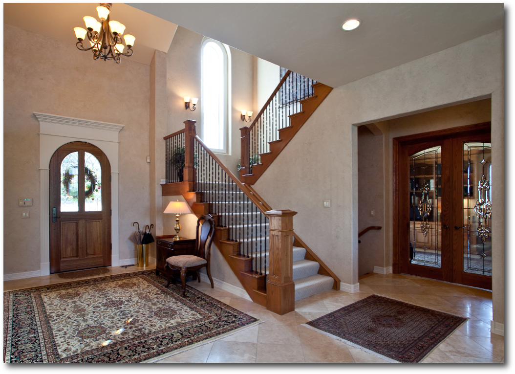 Entry_Living_1.jpg